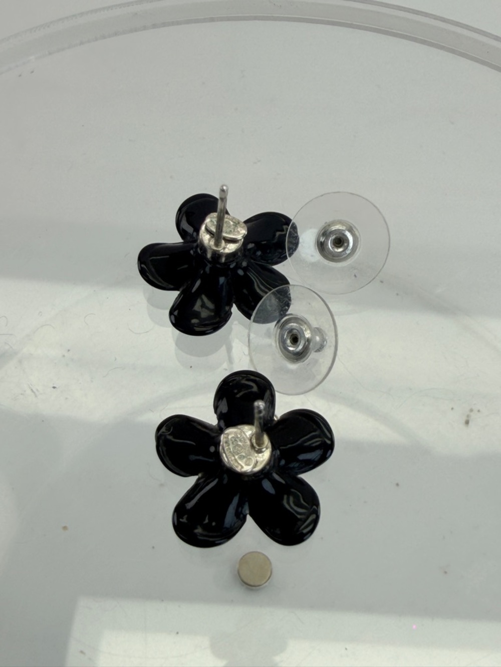 Chanel Coco Flower Cc Black Stud Earrings 05P - Picture 7 of 8